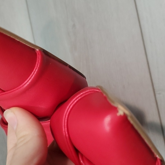 Marc Fisher Women Satera Red Pointed Toe Flats Loafer shoes sz 8M - Picture 6 of 13